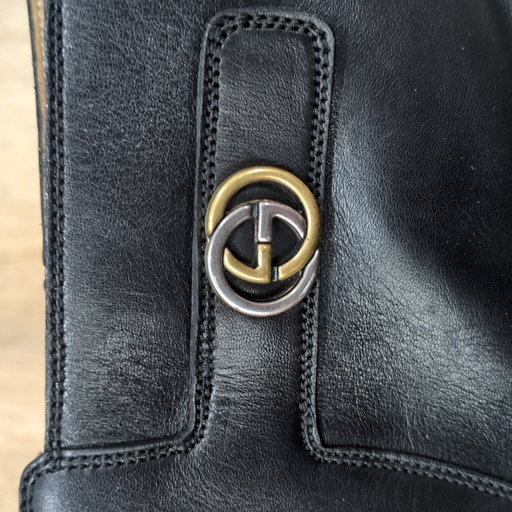 Gucci Interlocking G Black Leather Zip up Boots - Picture 8 of 8